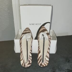 Nine West Brown and Cream Flats with Striking Stripes